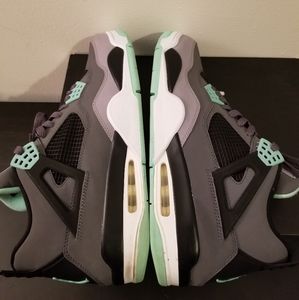 Air Jordan 4 Green Glow
